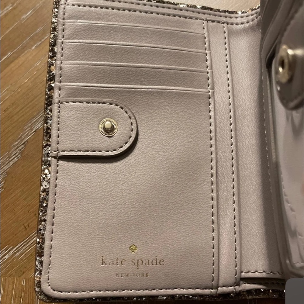 Kate Spade Wallet - Picture 3 of 4